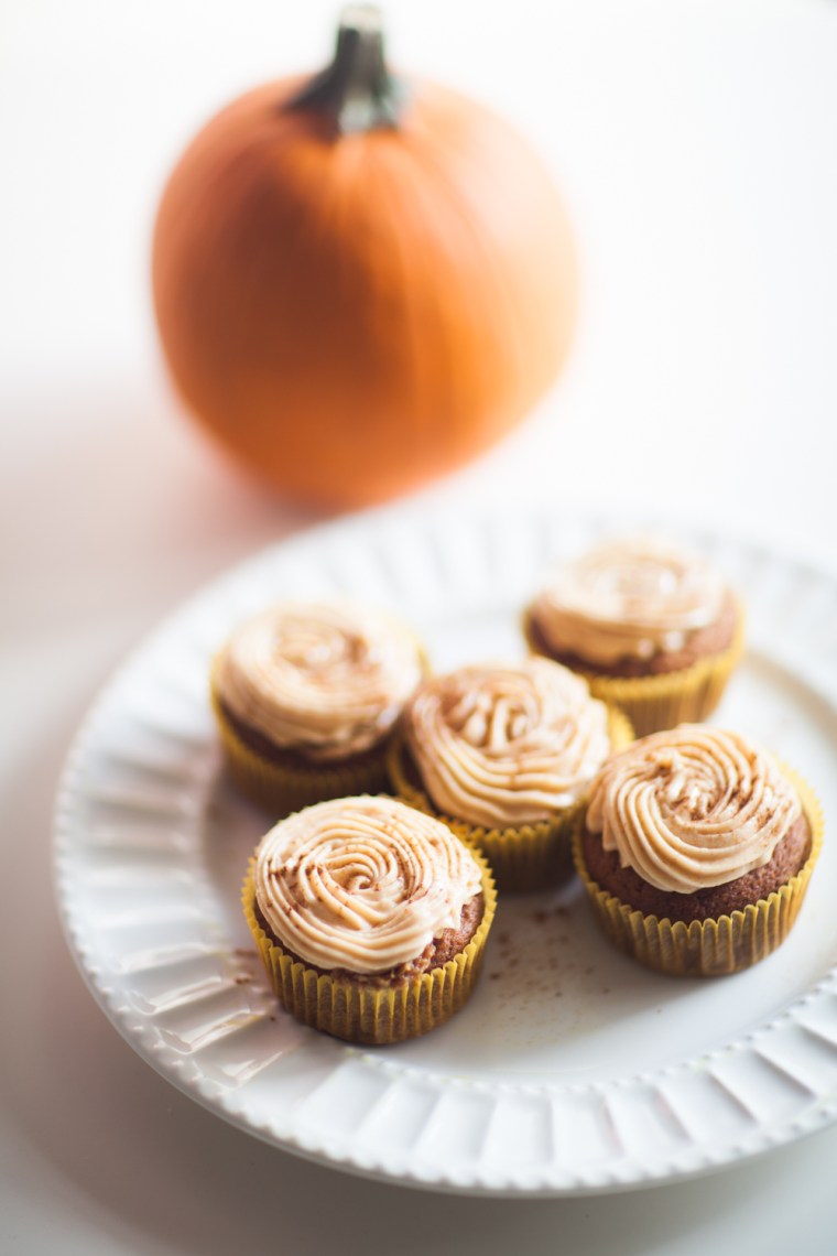 Delicious Pumpkin Cupcake Muffins with Molasses Cream Cheese Filling & Bourbon&nbsp;Frosting